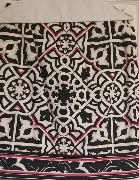 WHBM skirt size 0 - Picture 3 of 5